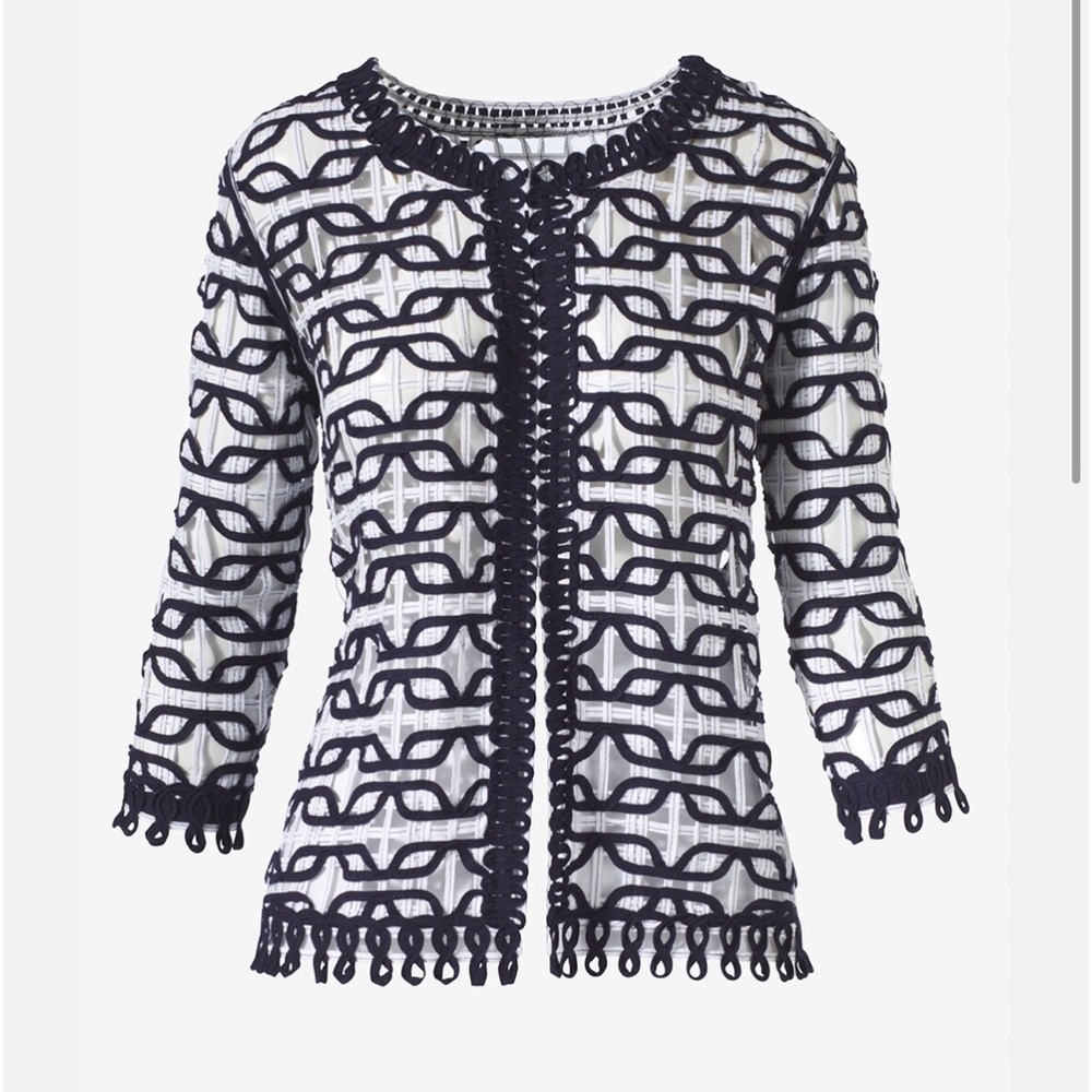 Chico’s Easywear blue and white loop long sleeve jacket. Size 2